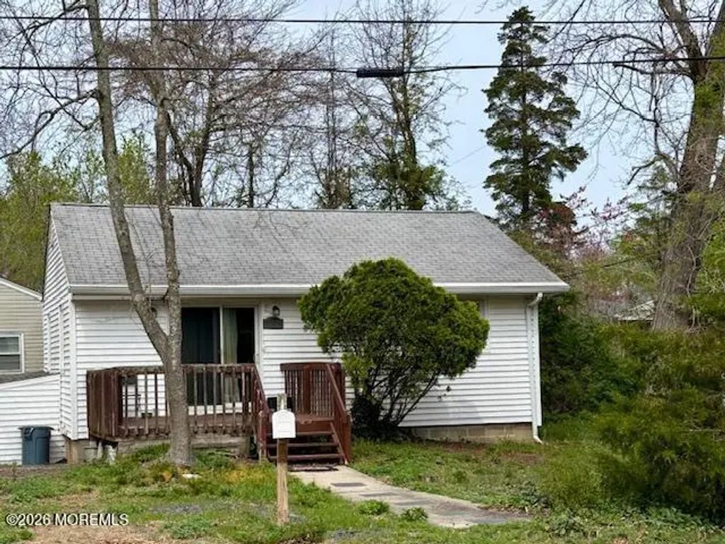 122 Forrest Avenue, Lanoka Harbor