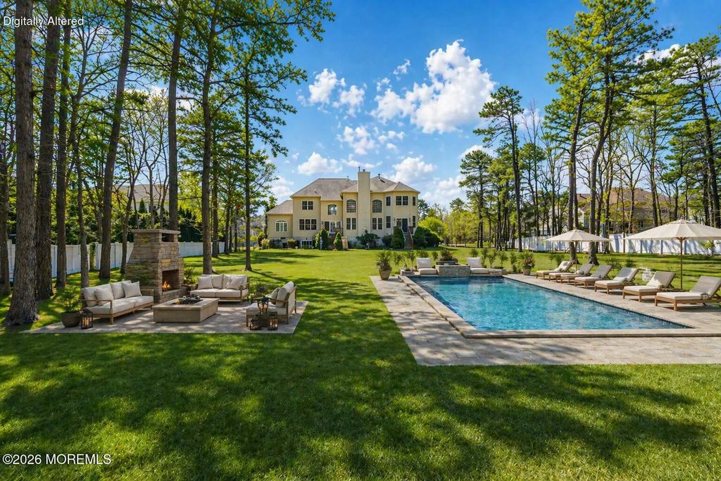 4 Wilson Boulevard, Jackson