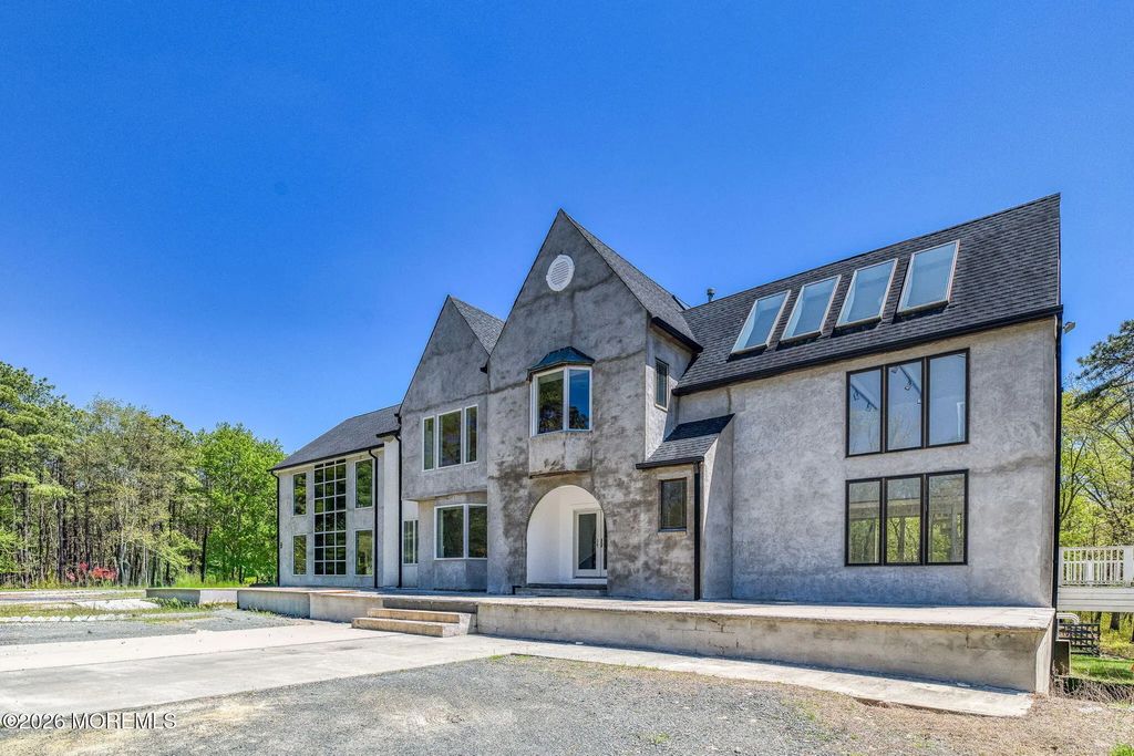 381 Monmouth Road, Freehold