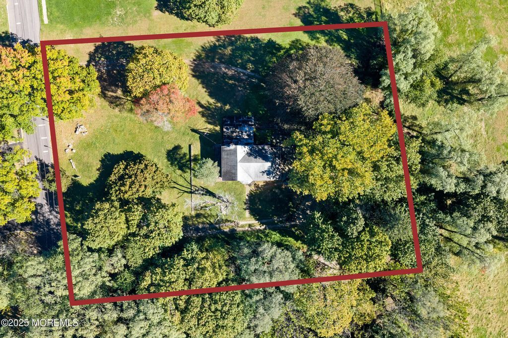 74 Reynolds Drive, Eatontown