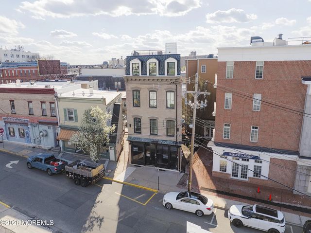 9 Wharf Avenue #2, Red Bank