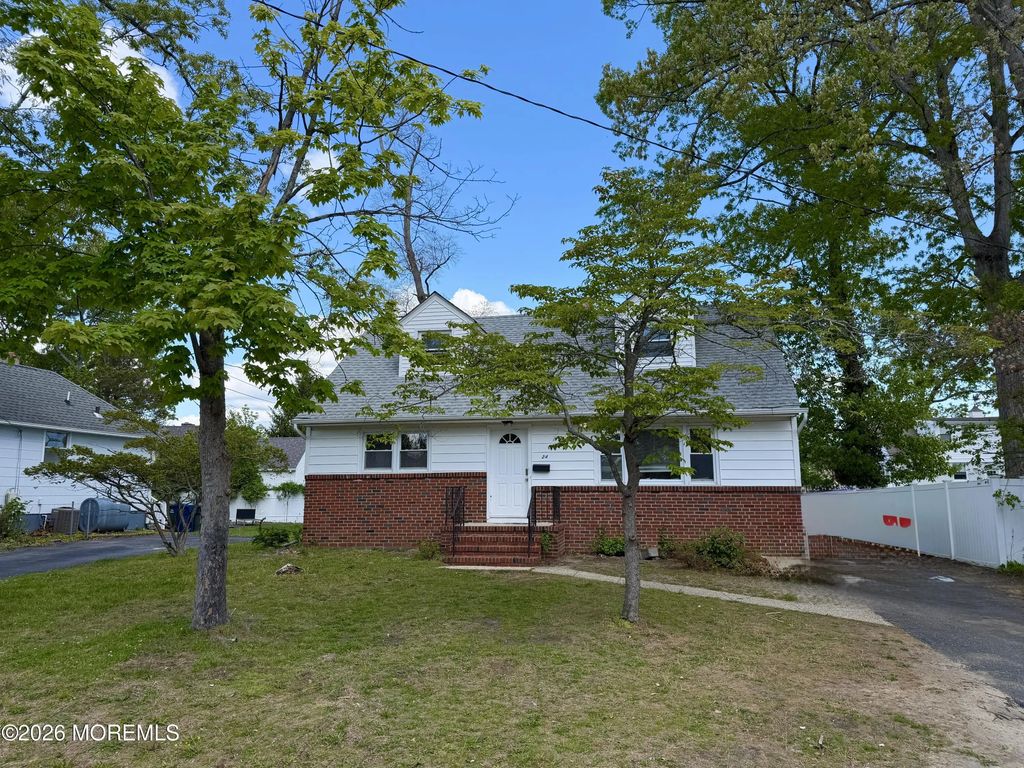24 Berger Avenue, Oakhurst
