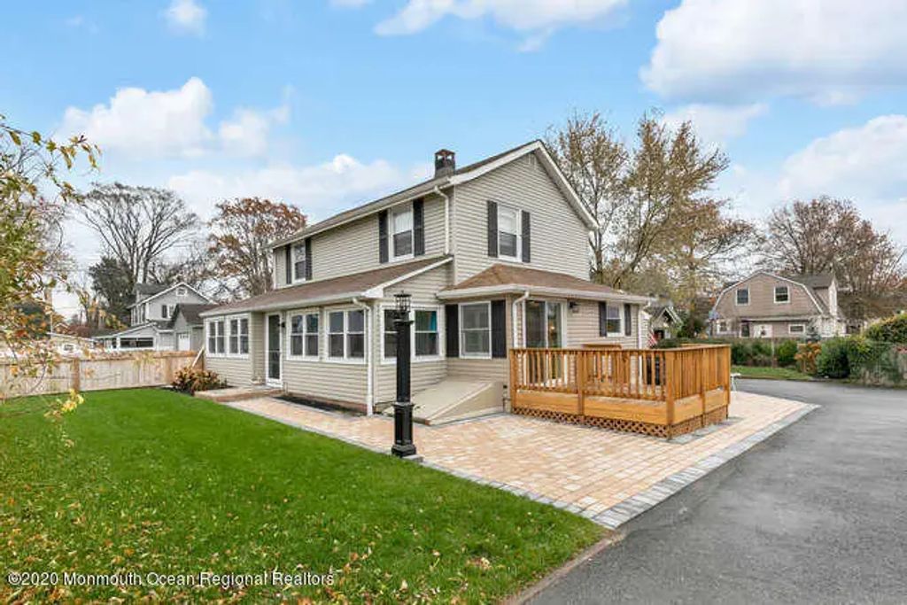 519 1/2 Saint Clair Avenue, Spring Lake
