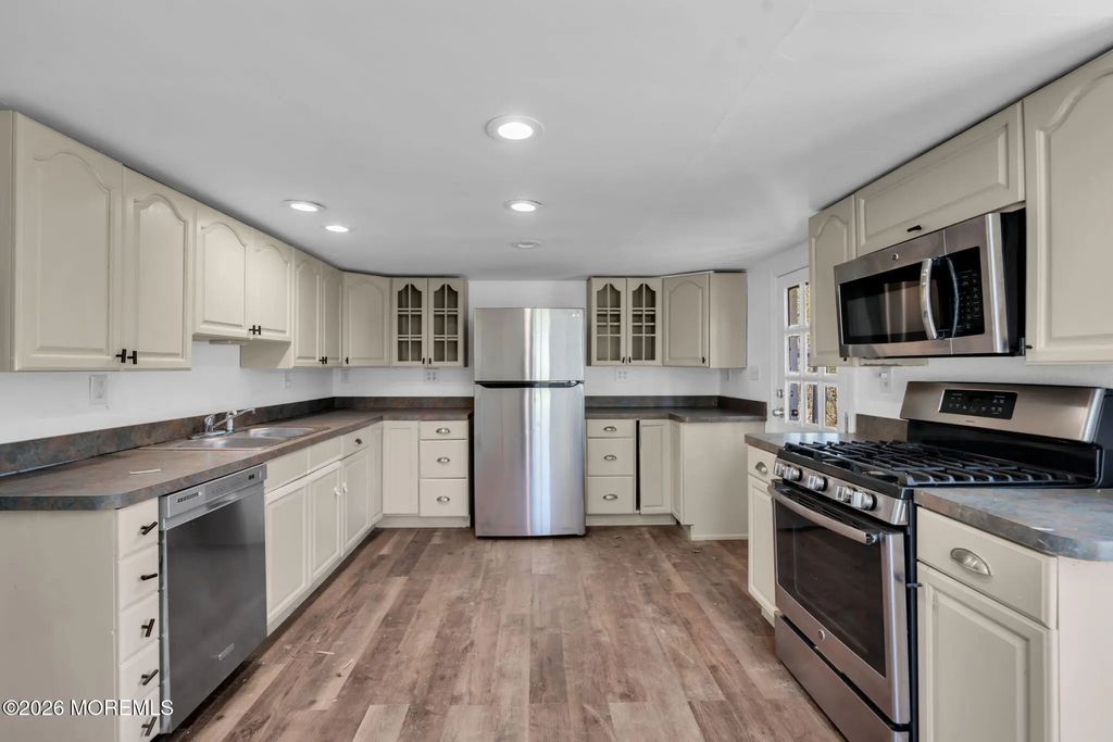 9 Arneytown Hornerstown Road, Upper Freehold