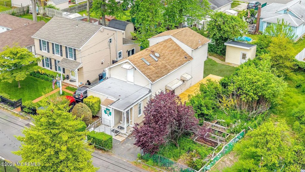 9 Holly Street, Keansburg