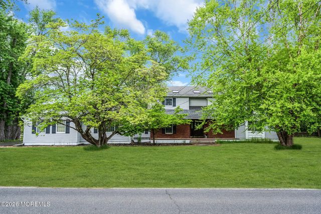 200 Casino Drive, Farmingdale
