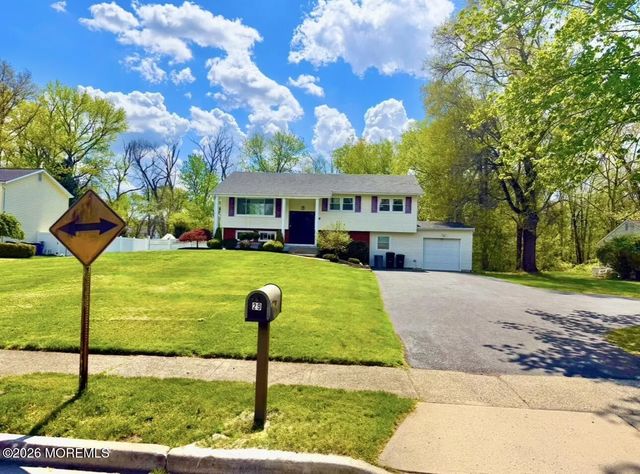29 Greenleaf Drive, Manalapan
