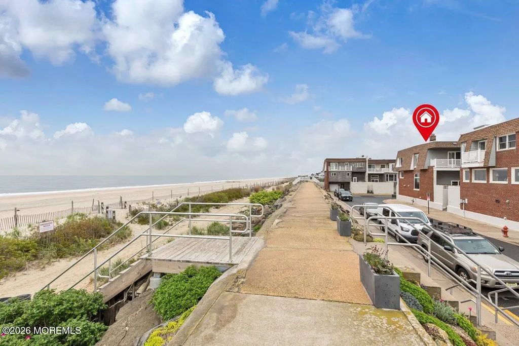 31 Village Road, Sea Bright