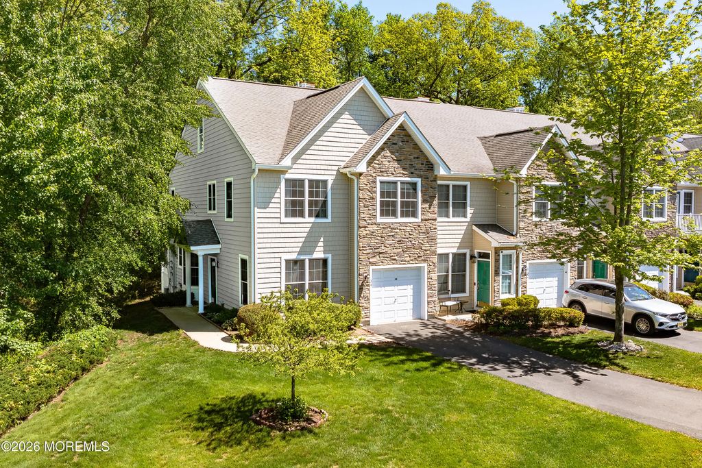 34 Amber Drive, Old Bridge