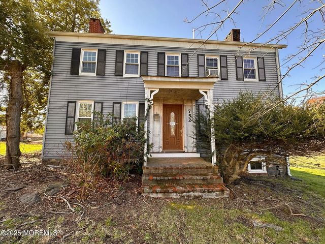 752 Amwell Road, Hillsborough