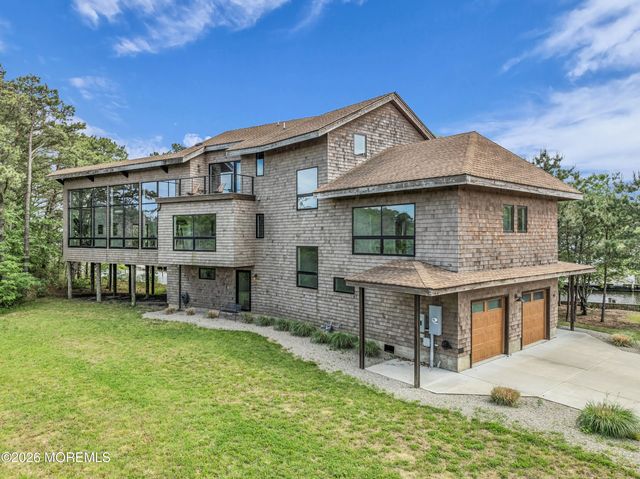 49 N Cherokee Lane, Brick