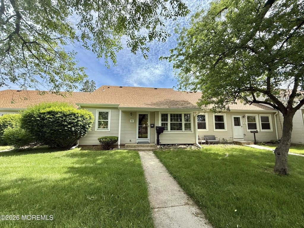 93 Halls Croft Road C, Freehold