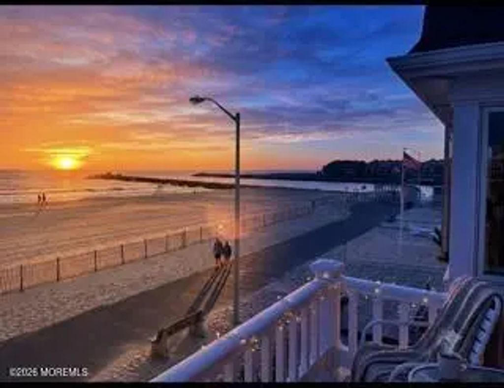419 Beach Front, Manasquan