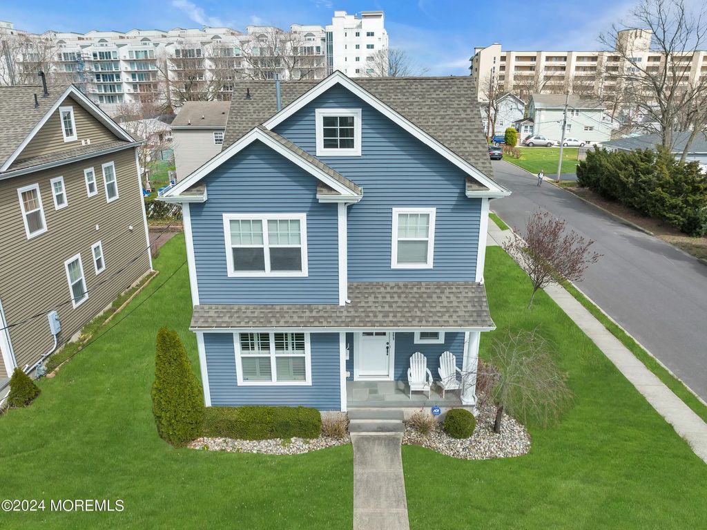 269 Hearn Avenue, Long Branch