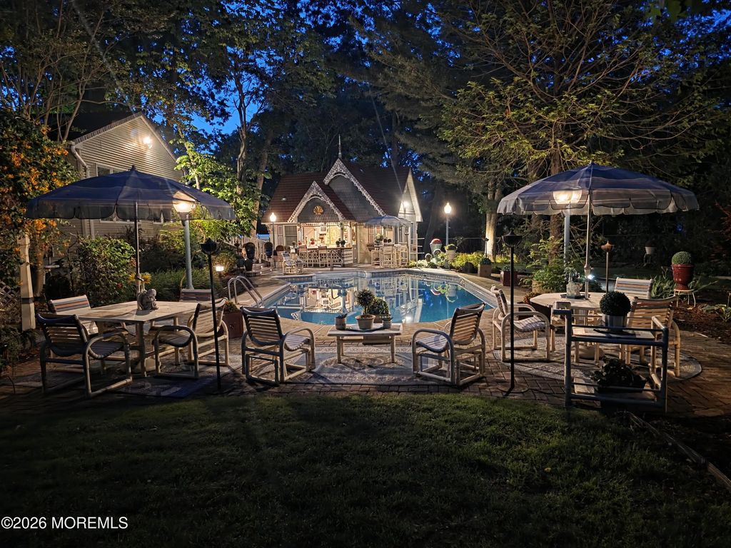 523 Pheasant Lane, Toms River