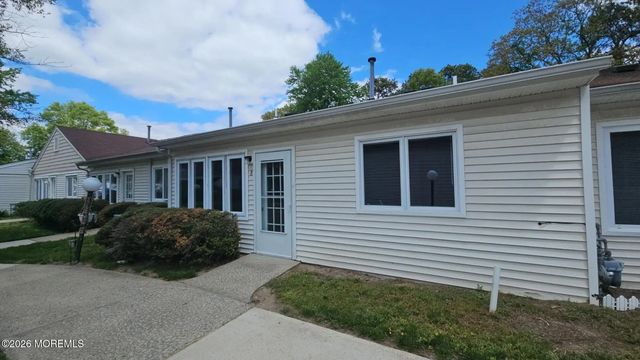 1700 Nj 37 W 103.08, Toms River