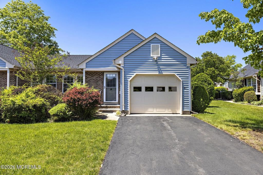 10 Alexander Hamilton Court A, Monroe