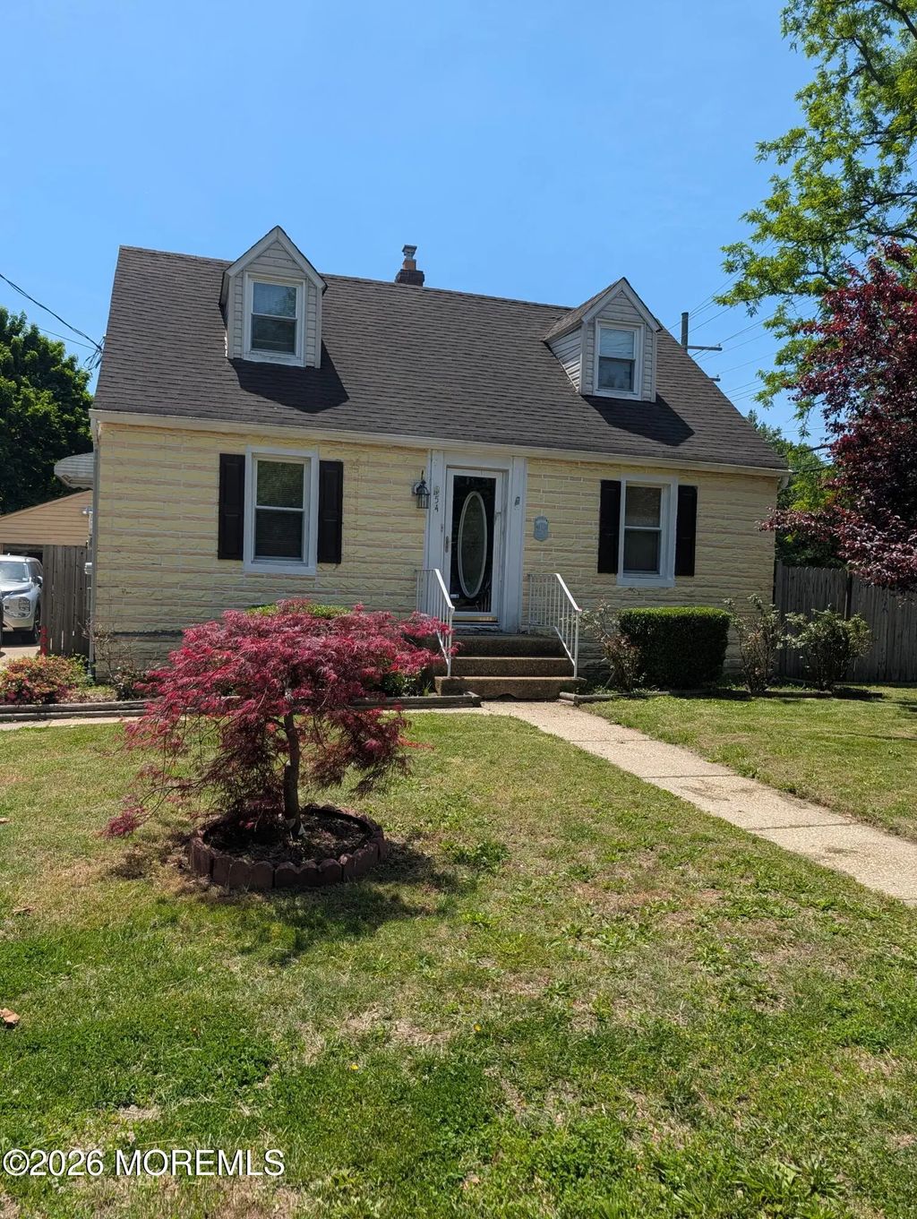 54 Clinton Avenue, Eatontown