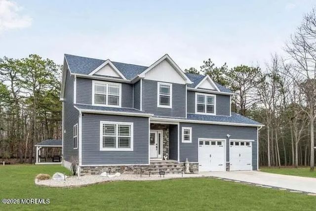 555 Egenolf Place, Bayville