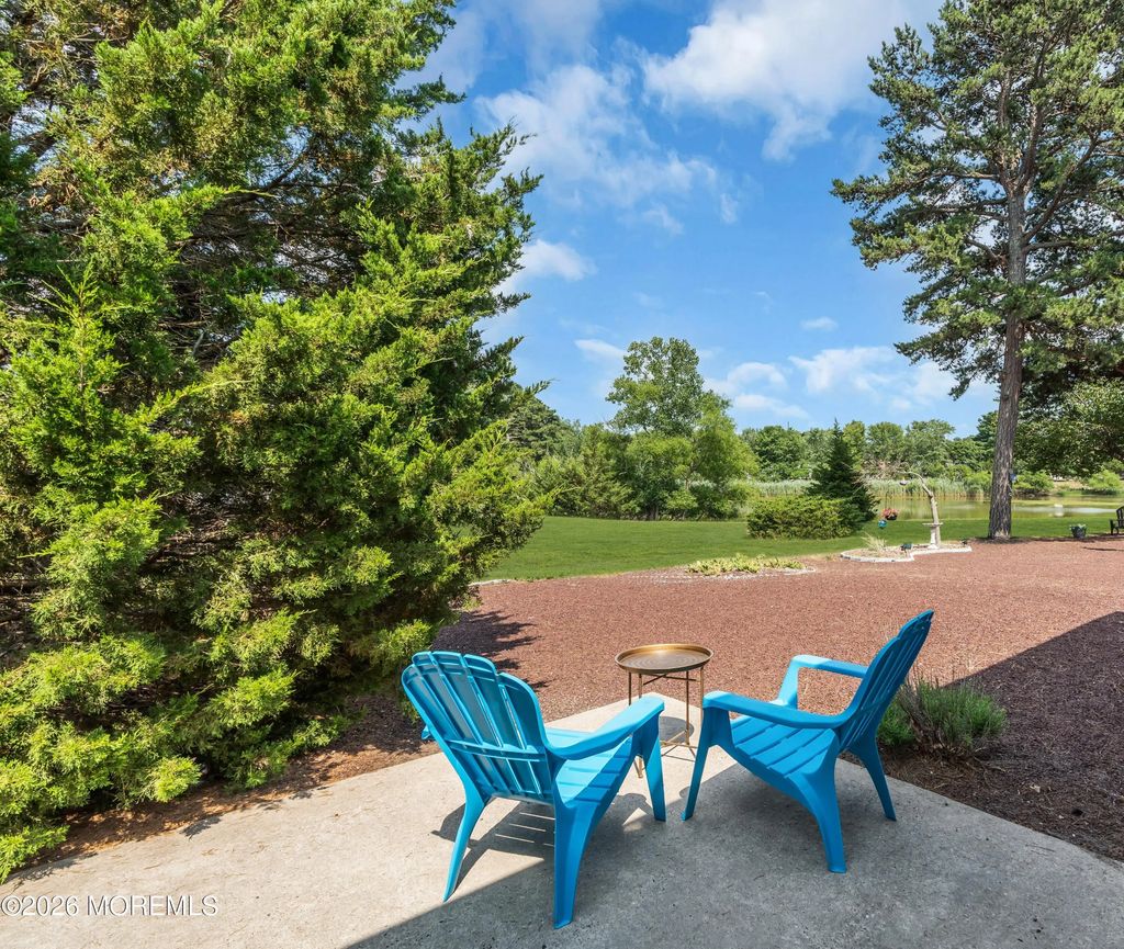 18 Norway Road, Toms River