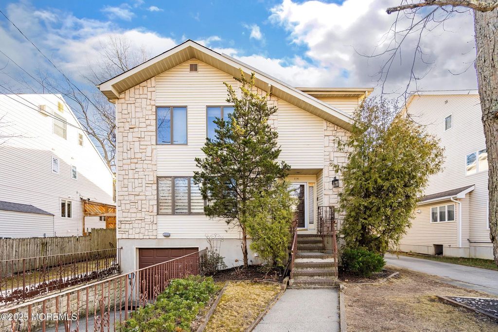 114 Carey Street, Lakewood