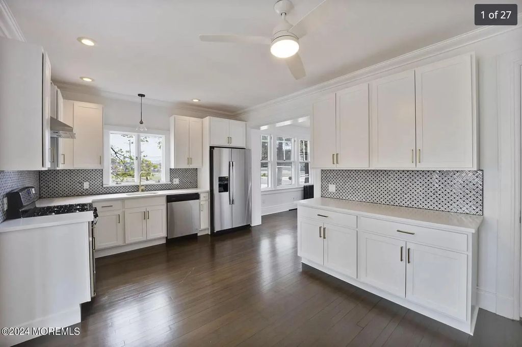 64 Shrewsbury Avenue 62a, Red Bank