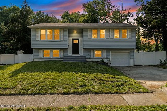 901 Russo Drive, Westampton