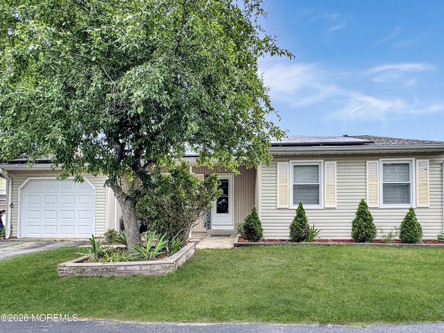 48 Westport Drive, Whiting