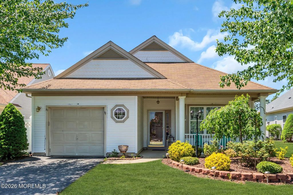 21 Provence Drive, Manchester