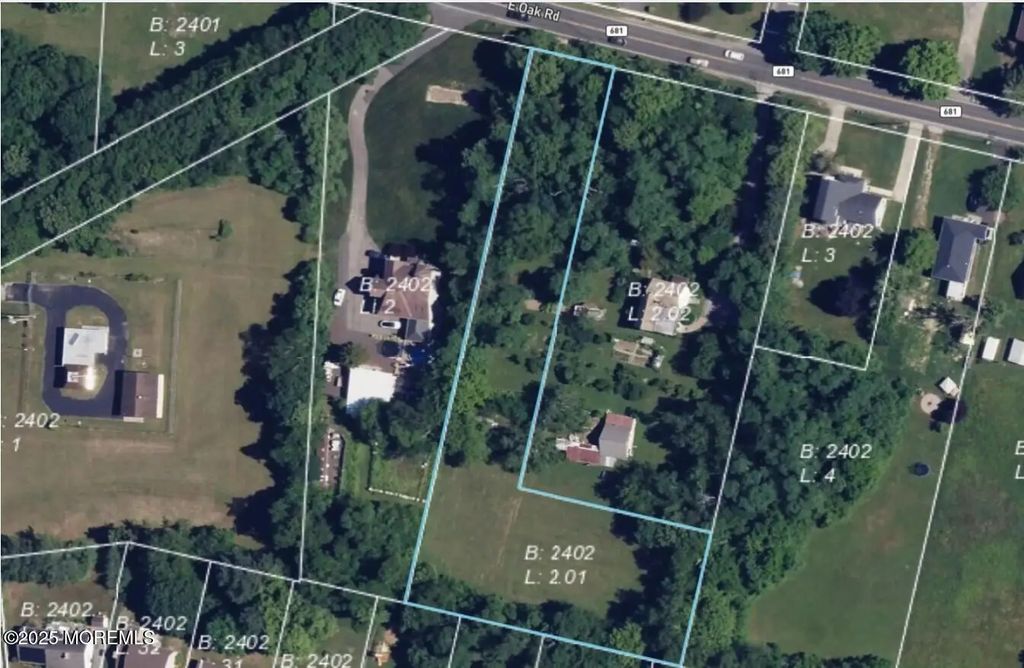 1217 E Oak Road, Vineland