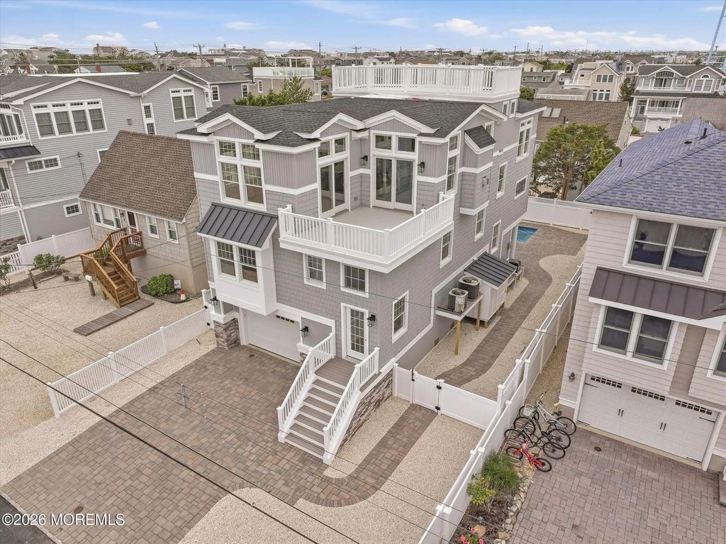 10 W Kirkland Avenue, Long Beach Twp