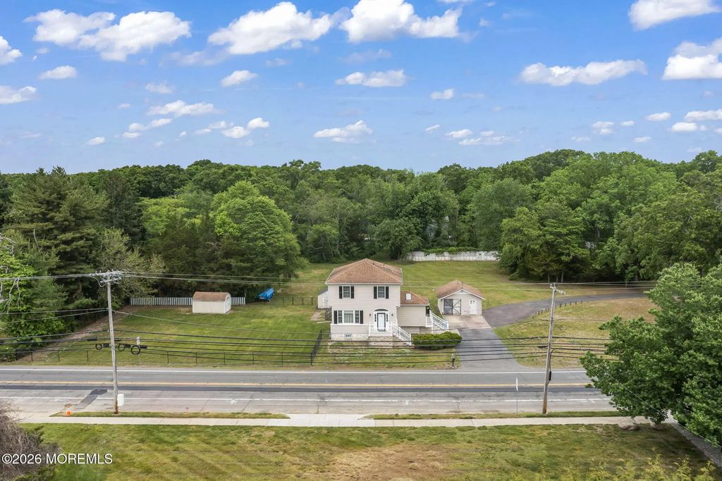 438 Bennetts Mills Road, Jackson