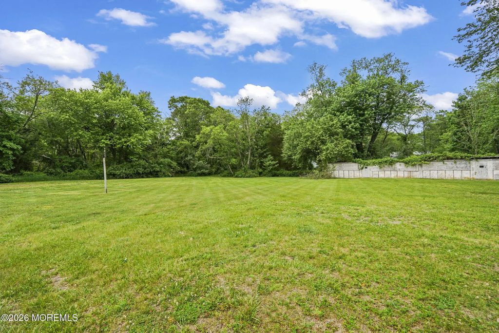 438 Bennetts Mills Road, Jackson