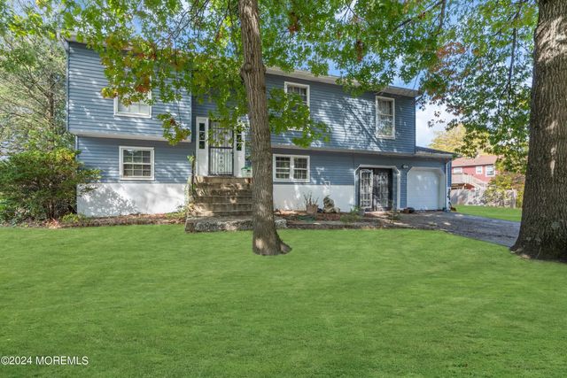 1038 Hearthstone Drive, Lakewood
