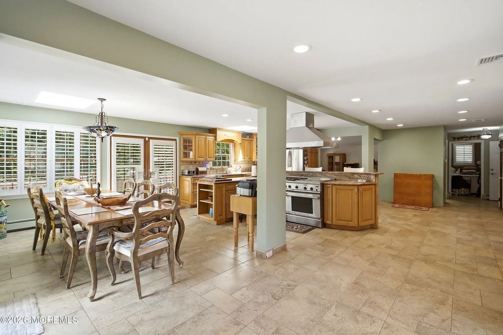 2 Persimmon Drive, Jackson