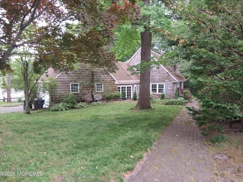 511 Clinton Avenue, Toms River