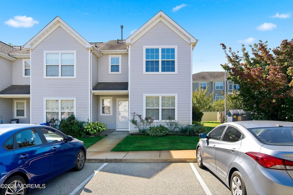 301 Prosperity Court, Toms River