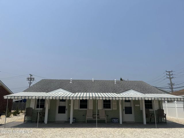 3227 N Route 35 N, Lavallette