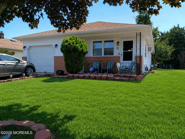 77 Puerto Vallarta Street, Toms River
