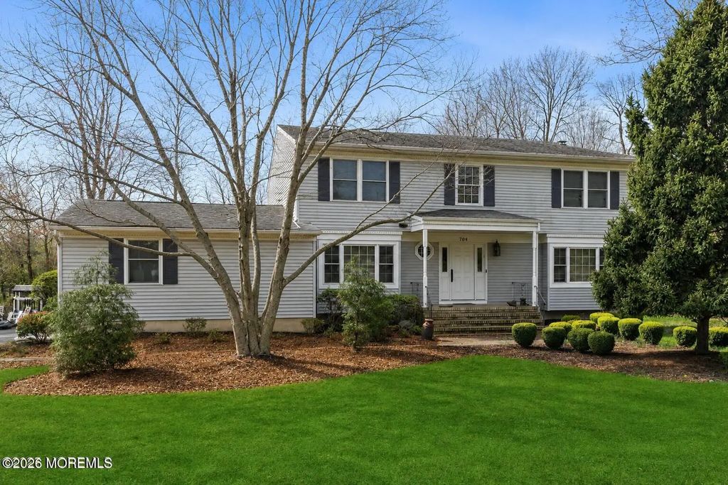 704 Deal Road, Oakhurst