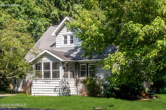 303 Stephenson Avenue, Middlesex