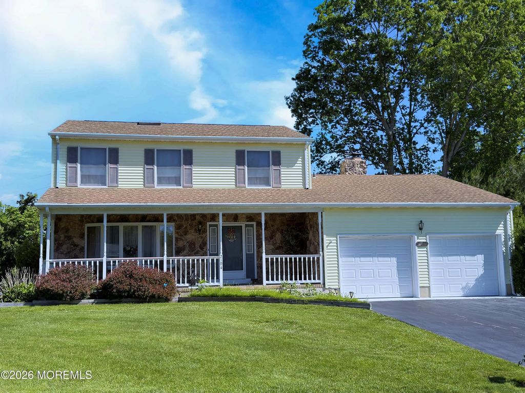 2104 Serpentine Drive, Lacey