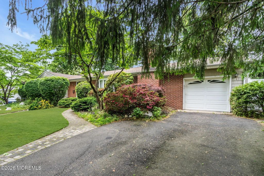 3 Packard Road, East Brunswick