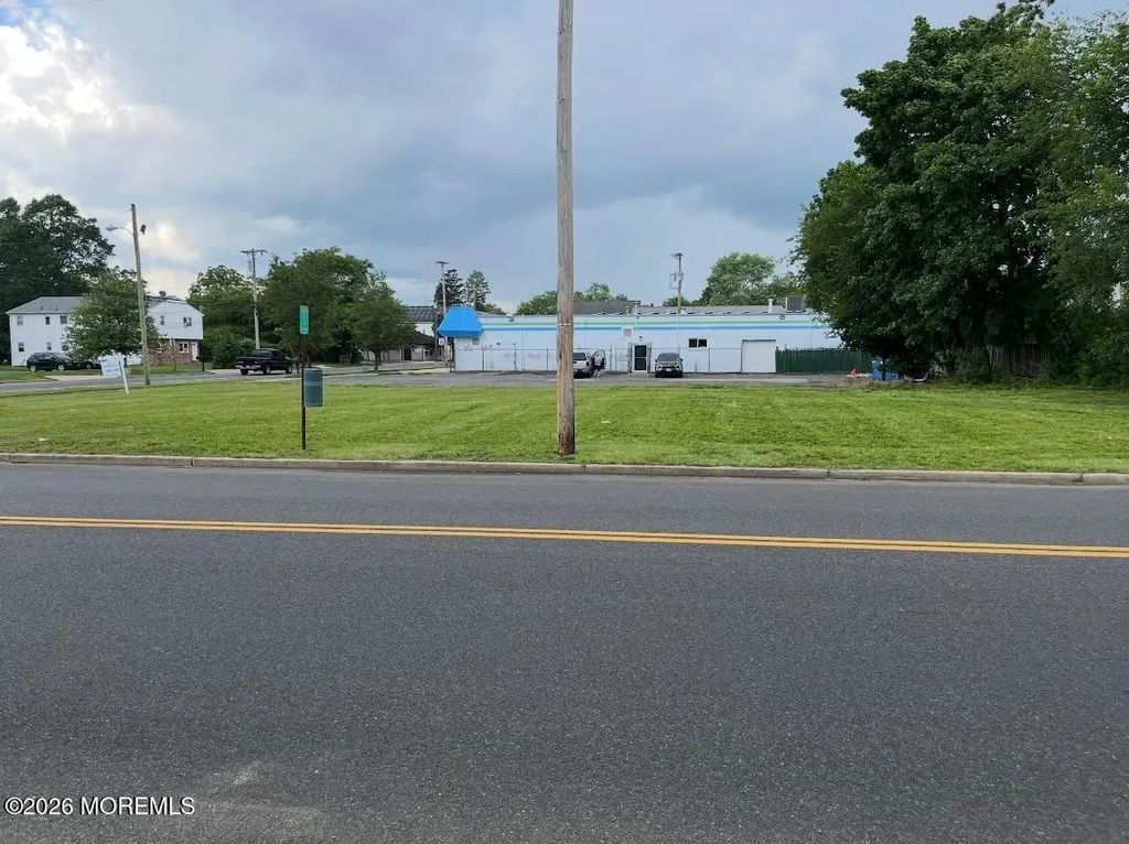 112 Center Street, Lakehurst