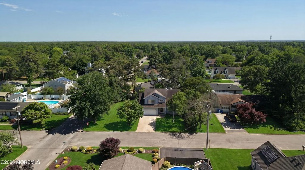 1240 8th Avenue, Toms River