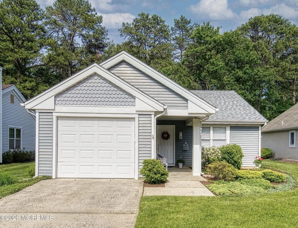 2209 Beltane Road, Toms River