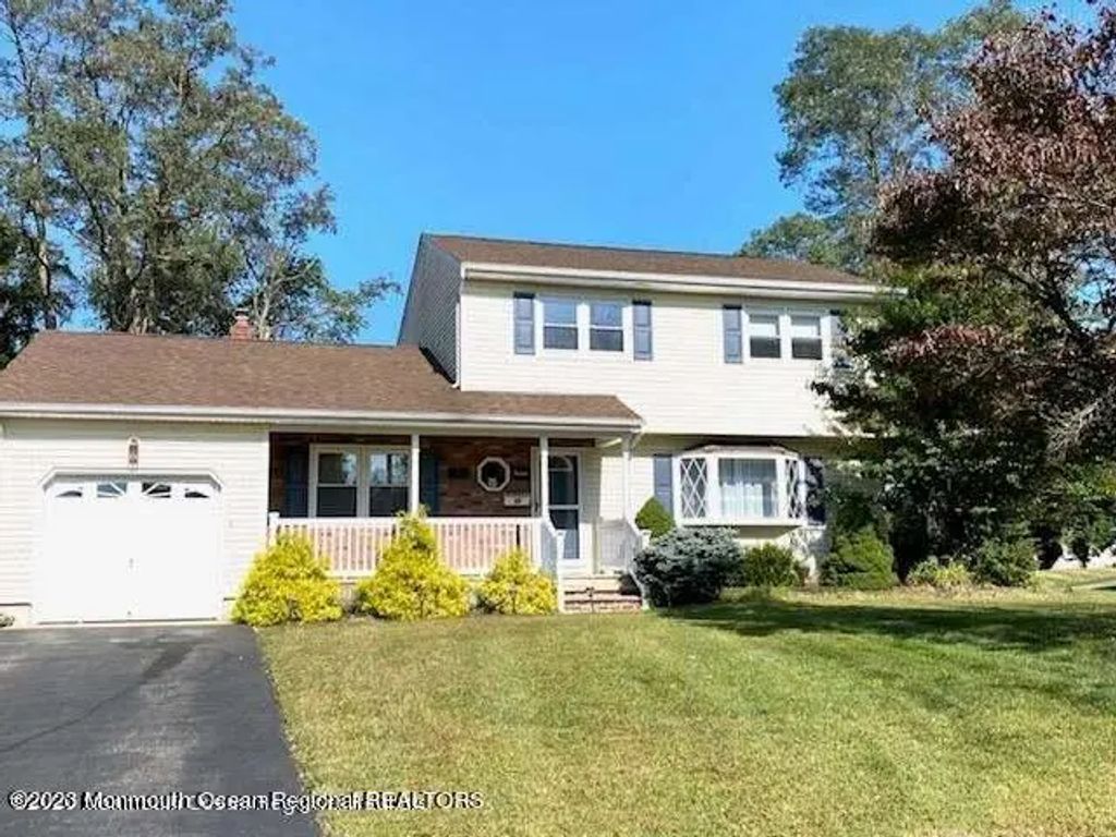 55 Heath Avenue, Oakhurst