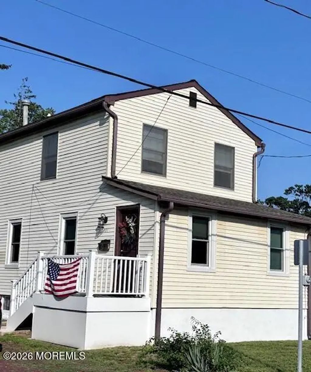 401 Walnut Street, Port Monmouth