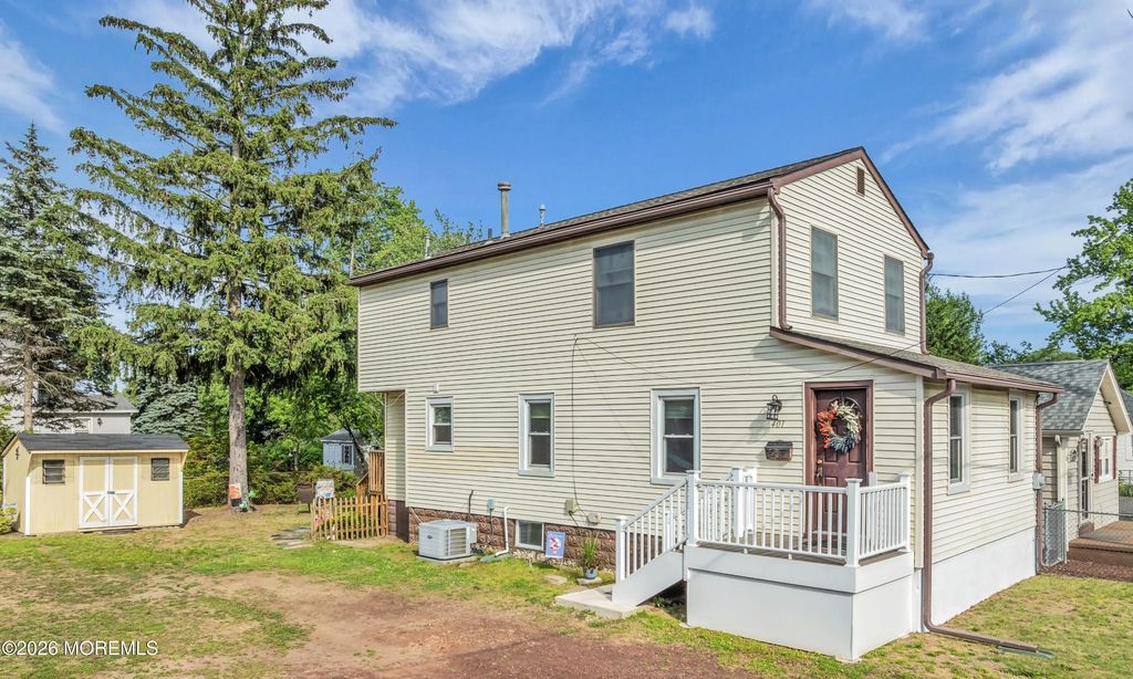 401 Walnut Street, Port Monmouth