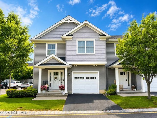 9 Victorian Court, West Long Branch